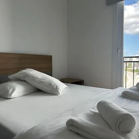 Luxury 2 Bedroom Gold 35 By Myguest Apartament *
